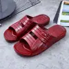 Zapatillas de verano para hombres de mediana edad y ancianos, de plástico, para abuelo y padre, resistentes al desgaste, antideslizantes, suela suave, suela gruesa, para el hogar, baño, para ancianos