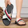 Chinelos de Couro Masculinos de Verão Transfronteiriços, Slip-Ons Antiderrapantes, Sapatos de Praia com Solado Macio, Sandálias de Outdoor Fashion e Tendência