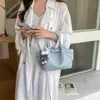 Bolso Cubo de Moda para Mujer 2026, Estilo Nuevo de Nicho, Bolso de Hombro Versátil y Elegante, Bolso Tote de Moda con Pliegues Súper Popular