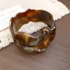 Pulseras redondas plisadas de acrílico con degradado europeas y americanas, pulseras de diseño nicho, joyería transfronteriza de moda y única al por mayor