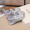 Sandalias para Niña 2026 Verano Nuevos Zapatos Deportivos de Princesa para Niños Niñas Punta Cerrada Suela Suave Huecos Zapatos de Malla Individuales para Niños Grandes