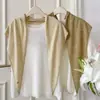 Cachecol triangular de tricô liso estilo coreano, um lenço de cabeça, xale, aquecedor de pescoço e cachecol de pescoço moderno e versátil para mulheres, perfeito para o outono e inverno