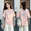 Camiseta de manga comprida com desenho para meninas, conjunto de duas peças de outono, novo estilo 2026, para crianças de tamanho médio e grande, camada base de algodão puro