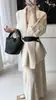 Cardigan de Novo Estilo com um Estilo Relaxado e Gola Elegante, Cardigan Jaqueta de Tricô Feminino com Cinto para Outono e Inverno