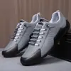Sapatos Doudou Masculinos Novos Outono Slip-On Sapatos Casuais Couro Solado Macio Sapatos Esportivos Tênis para Estudantes Tênis