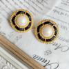 "Sig" Medio Antiguo Estilo Vintage Francés Pequeño Estilo Fragante Aretes de Perlas con Cuerda de Cuero Clip para la Oreja Estilo Británico Marcado