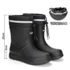 Botas Impermeáveis Masculinas Novas de Cano Médio Antiderrapantes Sapatos D'água Versáteis para Estudantes Galochas Lavagem de Carro Pesca Dia Chuvoso Viagem Quentes