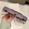 Gafas de Sol Aviador de una Pieza Modelo Nuevo 2026 Luo Jia, Gafas de Sol Metálicas de Moda Estilo Ins, Gafas de Sol Únicas