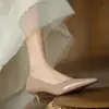 Sapatos femininos originais de bico fino na cor nude 2021 novos versáteis elegantes salto alto fino sapatos de trabalho OL