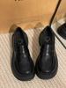 Zapatos de Cuero Pequeños Estilo Británico para Chicas Dulces de Universidad Invierno 2025 Nuevos Mocasines Slip-On de Suela Gruesa Zapatos Negros Versátiles