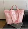 Bolso Tote Transfronterizo 2026 Estilo Nuevo para Mujer, Diseño de Letras de Alta Gama, Gran Capacidad, Estilo para Viajes Diarios, Bolso de Hombro y de Mano Personalizado