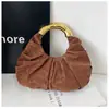 2026 Nova Moda Feminina Bolsa Concha Bolsa de Mão Transversal de Ombro Bolsa Feminina Simples Nuvem Plissada Bolsa Feminina de Comércio Exterior