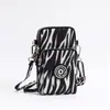 Bolsa diagonal para teléfono móvil al por mayor Nueva Bolsa pequeña para mujer Bolsa de tela para teléfono móvil bolsa vertical para cuello brazo muñeca monedero