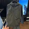 Chaqueta con capucha de estilo europeo nuevo para otoño, elegante y versátil, cortavientos casual negro europeo simple y moderno