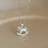 Colar pingente de pônei pequeno brilhante requintado para mulheres, simples, moderno, versátil, estiloso, corrente de clavícula única, gargantilha da moda estilo ins