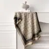 Novo Estilo de Outono Simples e Versátil Grande Xale Feminino Cachecol Jacquard de Imitação de Caxemira Cachecol Quente e à Prova de Frio de Alta Qualidade Venda por Atacado