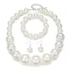 Conjunto Criativo de Colar, Pulseira e Brincos de Pérola Artificial Três Peças Conjunto de Joias de Pérola Feminino Amarelo