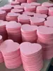 El Puff Limpiador Facial Comprimido con Forma de Corazón Rosa Más Vendido de Amazon, Hecho de Pulpa de Madera y Algodón, Se Expande al Contacto con el Agua, Set de 50 Piezas