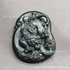 Colgante de Buda Guanyin de Jade Tinta Natural de la Fábrica Original, Colgante de Paisaje de Jade Verde Oscuro, Placa de Tigre de Jade de Piedra Medicinal, Venta al por Mayor