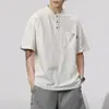 Ropa de Hombre Xintang Nueva Colección Primavera/Verano Camiseta Sencilla para Hombre, Holgada Fina Cuello Henley Retro Americano Manga Corta