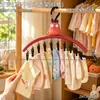 Varal de Meias com Prendedores em Formato de Coelho Vermelho Fofo, Corta-Vento, para Varanda, Ideal para Secar Meias e Roupas Íntimas.
