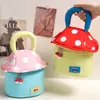 Bolsa de Presente Casa de Cogumelo Bolinhas Fofa Bolsa de Maquiagem de Mão Portátil Bolsa de Presente Menina Modelo Novo 2026