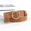 Cinto de Couro Retrô Feminino Preto Estilo INS Versátil Coreano Cinto para Jeans Moda Estilo Hong Kong Cool Simples Personalidade Cinto de Cintura para Calças