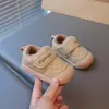 Nuevos Zapatos para Bebé Otoño/Invierno 2026 Más Terciopelo Suela Suave Zapatos Funcionales para Niños Pequeños Unisex Cálidos Zapatos Caminadores para Bebés y Niños Pequeños