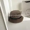 Gorro, gorro de pescador, gorro versátil para otoño e invierno, cálido y a prueba de viento, gorro esponjoso, hace que la cara se vea más pequeña, gorro de mujer, gorro de pescador de felpa transfronterizo