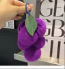 Bolsa morada imitación piel de conejo rex colgante de piel de conejo rex felpa colgante de uva colgante para llaves de coche accesorios