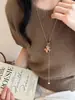 Nuevo Collar con Colgante de Caballo de Perlas de Madera y Cuero Estilo Chino para el Año de Nacimiento, Cadena Versátil para Suéter de Uso Diario con un Toque de Lujo Ligero y de Alta Gama