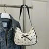 Bolso de Axila con Lazo de Diseño Nicho para Mujer 2025 Nuevo Bolso de Mano Bolso de Hombro Cruzado de Moda Dulce Bolso Baguette