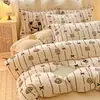 Conjunto de Quatro Peças para Quarto em Lã de Leite Espessa de Alta Qualidade Classe A Conjunto de Lã Quente Antiestático Tridimensional Esculpido de Lado Duplo de Inverno