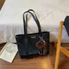 Moda 2026 Nueva Bolsa Tote Grande Retro para Viajes Diarios para Mujer, Acabado Mate, Estilo Casual Único, Textura de Alta Calidad, Bolso de Hombro
