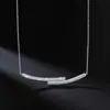 Collar Europeo y Americano Transfronterizo Apilado Sonrisa Moissanita para Mujer Diseño de Nicho Plata de Ley S925 Lujo Accesible Cadena de Clavícula de Gama Alta