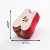 Miniaturas creativas de paisaje de medio corte de manzana y sandía, decoraciones DIY temáticas de comida, accesorios colgantes y pequeños adornos de escritorio