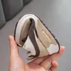 Zapatos Deportivos para Niños 2026 Primavera Nuevo Modelo Suela Blanda Antideslizantes Ligeros Modernos Versátiles Cómodos Zapatos Casuales para Niños Mayores