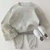 Estilo coreano ins Suéter de algodón con cuello redondo de oso para bebé recién nacido y niño pequeño Conjunto deportivo Casual de dibujos animados para bebé Conjunto de dos piezas