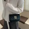 2026 Inverno Novo Estilo Inspirado em Chanel Acolchoado Corrente Fashion Versátil Alta Qualidade Texturizado Ombro Cruzado Pequena Quadrada Bolsa