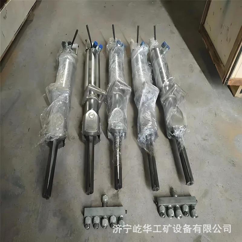 Q8_9600.jpg