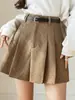 Pantalones Cortos de Pana de Cintura Alta para Mujer Otoño 2026 Nuevo Estilo Pantalones de Pierna Ancha Adelgazantes Ropa Exterior Pantalones Casuales Pantalones Acampanados con Pliegues Modernos