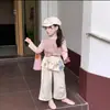Camiseta Súper Linda de Manga Larga para Niña 2026 Nueva Elegante Rosa Adorable Atuendo de Otoño Camiseta Básica para Niñas en Otoño