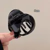 Liquidação de AcessóriosAtacado Versátil Presilhas de Cabelo, Grampos de Cabelo, Tiaras, Brincos, Argolas de Cabelo, Acessórios de Cabelo, Brincos de Tarraxa