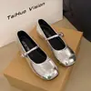 2026 Mocassins de Verão Prateados Respiráveis de Bico Quadrado para Mulheres, Sapatos de Salto Baixo Único com Aumento Interno de Altura para Mulheres Baixas, Sapatos Mary Jane Planos