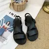 Sandálias de Chegada Nova 2024 Moda Feminina para o Verão Sandálias Populares na Internet Sandálias Sapatos Baixos Sandálias de Comércio Exterior