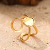 Anillo de apertura de amor de acero inoxidable popular europeo y americano, personalidad femenina, línea de hip hop, corazón cruzado, anillo de acero de titanio al por mayor