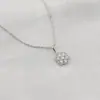 Colar Flor Bordada Completa Xuping Brilhante Colar de Temperamento de Luxo Leve Ornamento Estilo Suave Nicho Simples Corrente para Clavícula Acessório Diário