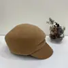 Gorra con Capucha para Mujer Cabeza Torcida Ala de Cuero Boina de Fieltro Otoño e Invierno Versátil Gorra de Lana Protector Solar Corea del Sur en stock