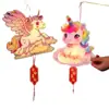 Año Nuevo 2026 Caricatura Año del Caballo Linterna Infantil Festival de Primavera Linterna de Mano Material DIY para Hacer Linternas Brillantes
