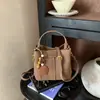 Bolsa Tote Pequena Diversos para o Dia a Dia Feminina 2026 Nova Outono Retrô para o Trabalho Ombro Único Versátil Transversal Bolsa Saco